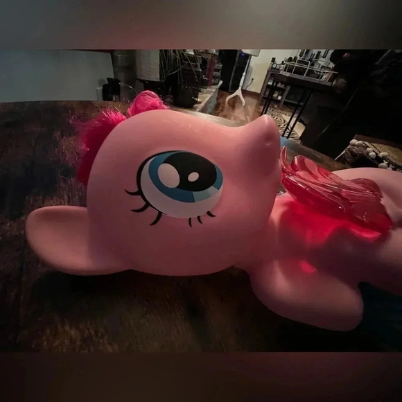 Collectible: My Little Pony - Pinkie Pie Styling Head - Large Pinky Pie Figure - Picture 2 of 13